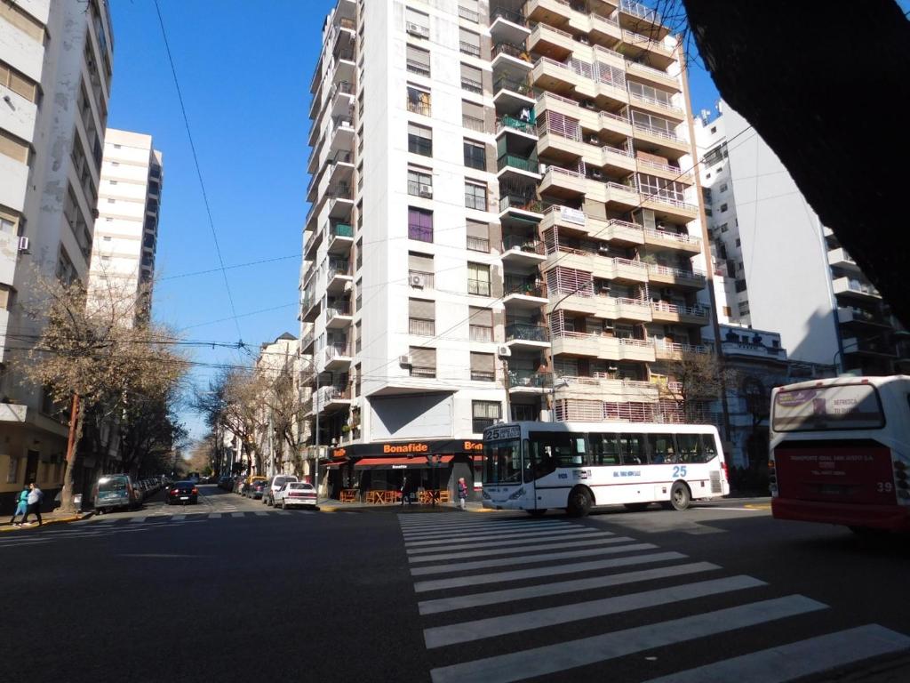 Charlie´s Caballito Town room 3