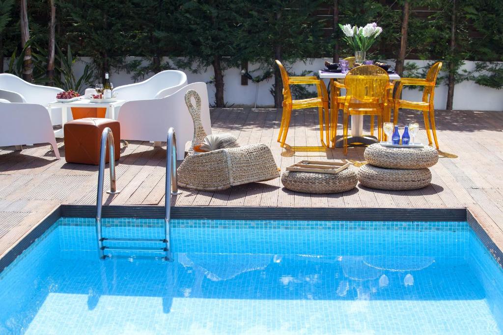 Chateau Blanc room 2