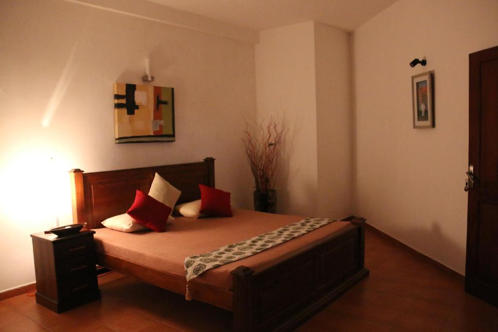 Colombo Mount Beach Hostel room 6