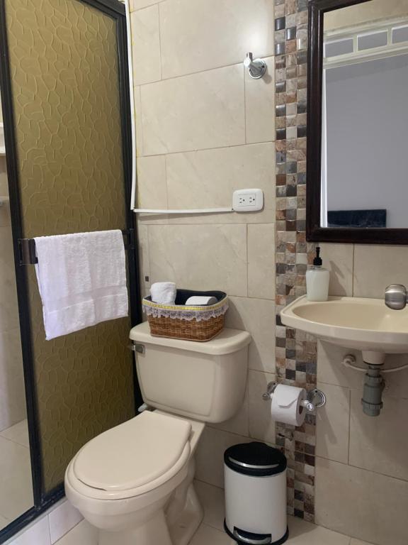 COMODO HOSPEDAJE room 2