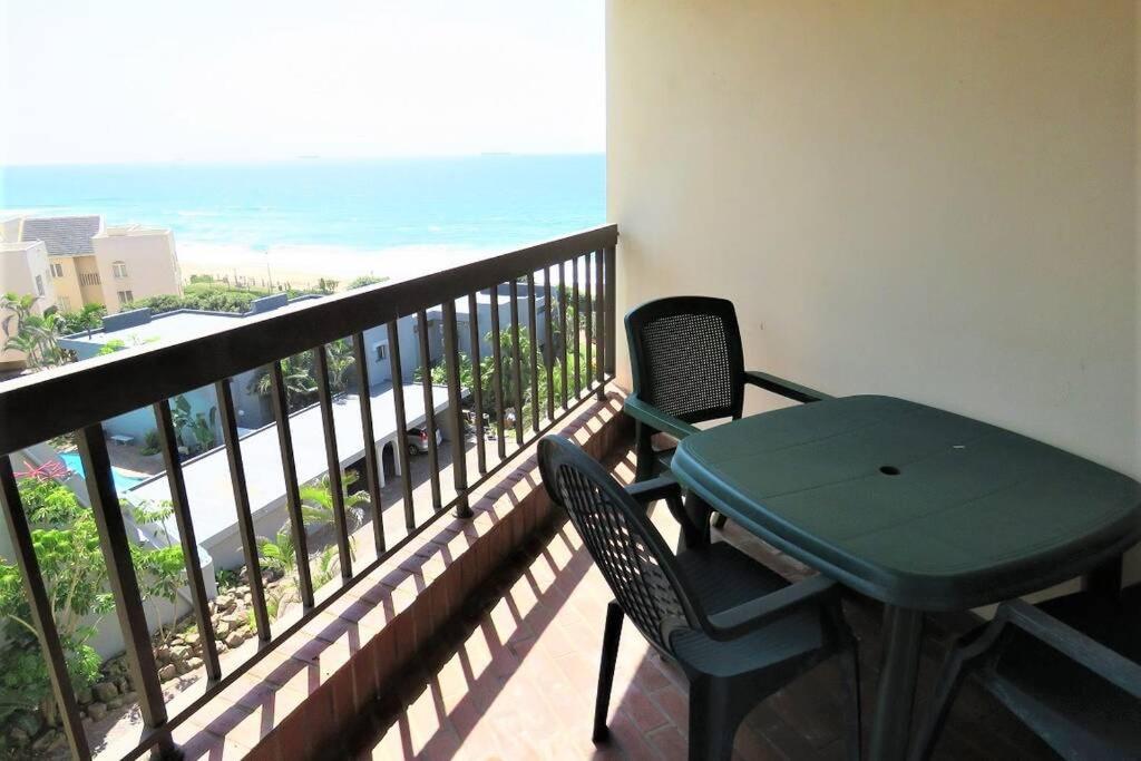 CORMORAN 26 UMHLANGA BEACHFRONT room 2
