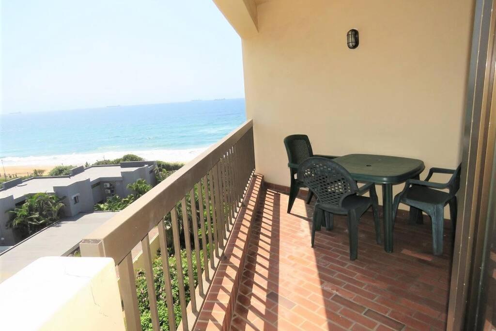 CORMORAN 26 UMHLANGA BEACHFRONT room 3