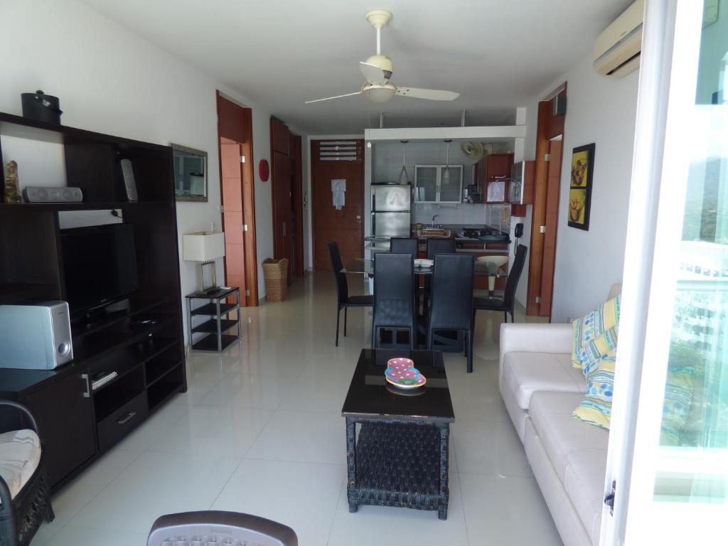 Costa Azul Suites 905 room 3