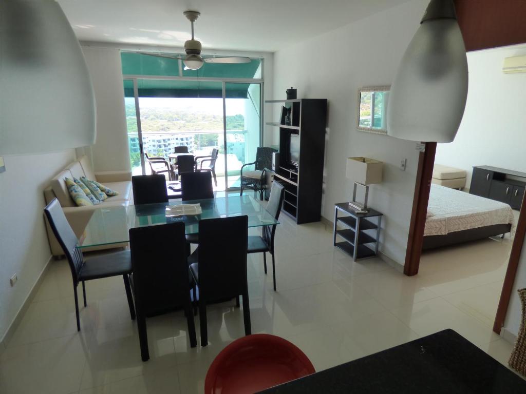 Costa Azul Suites 905 room 6