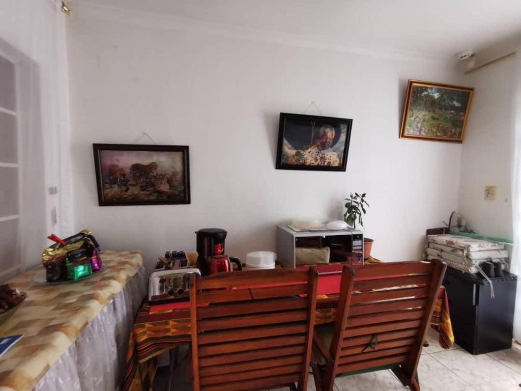 Cozy Warm Feel room 5