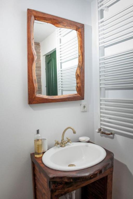 B&B Cununa Văilor room 6