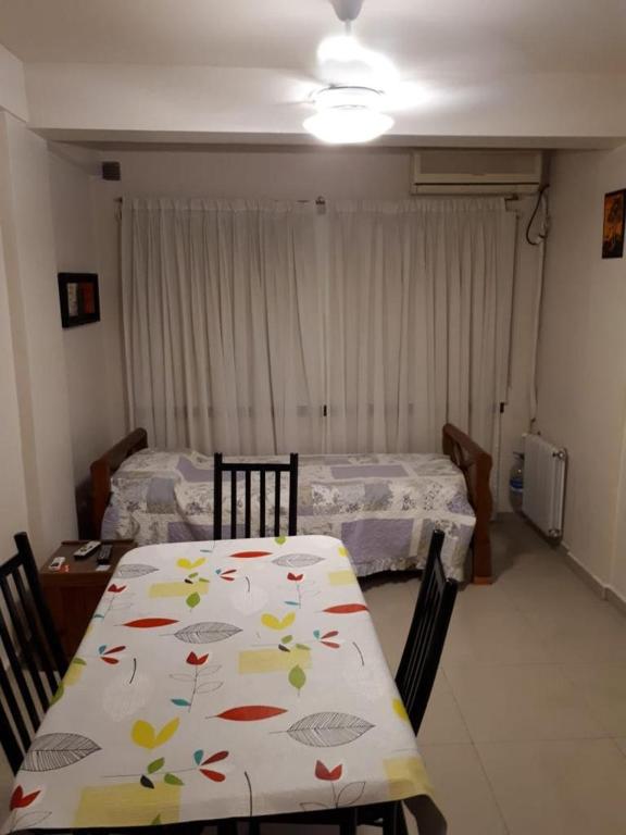 Departamento AMADEUS room 4