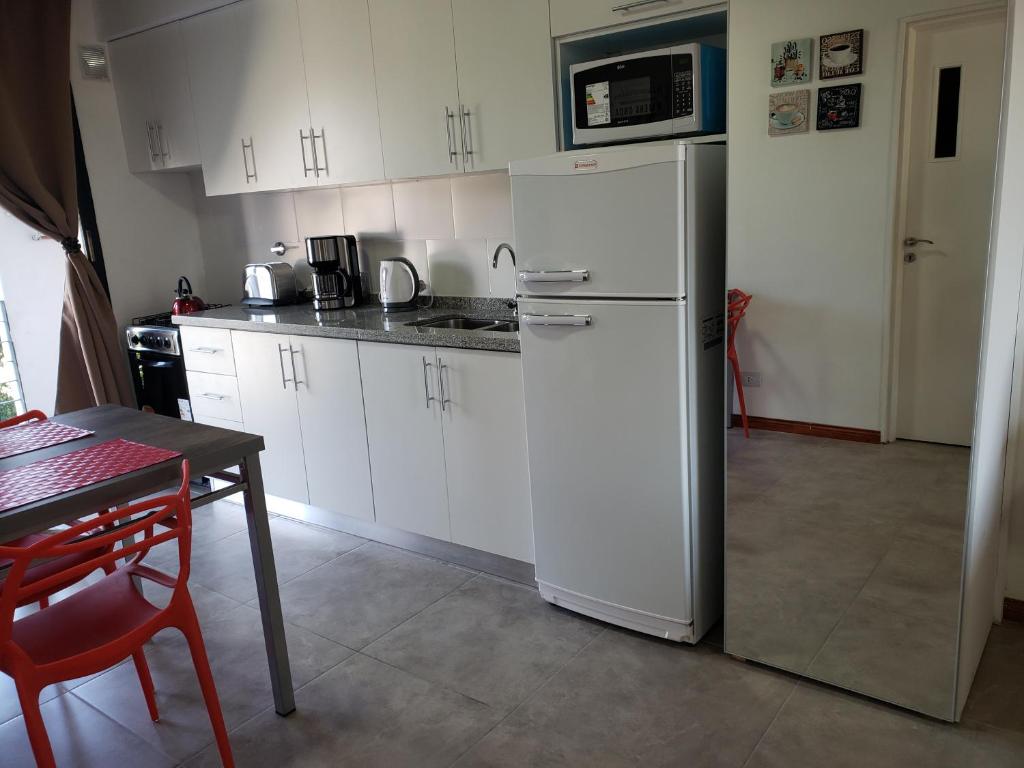 Departamento Vera Mujica 1 room 4
