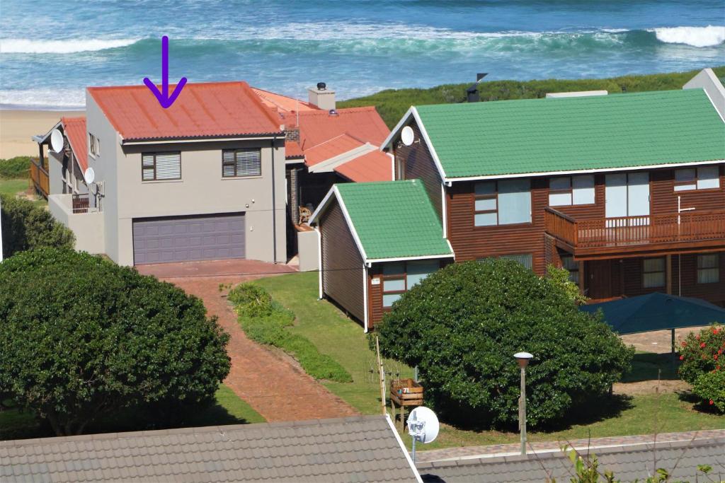 Dolphin's Nook room 1