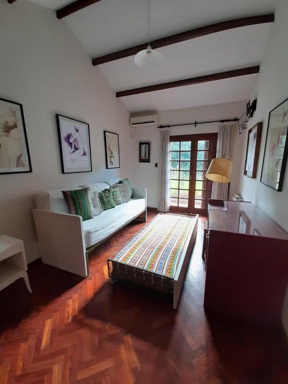 Dos Balcones room 3