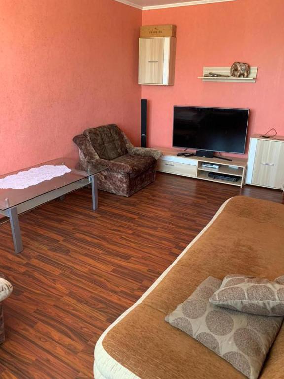 Dzelmes room 1