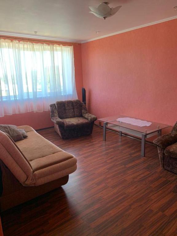 Dzelmes room 2