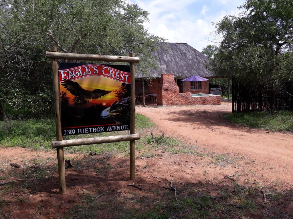 Eagle's Crest room 4