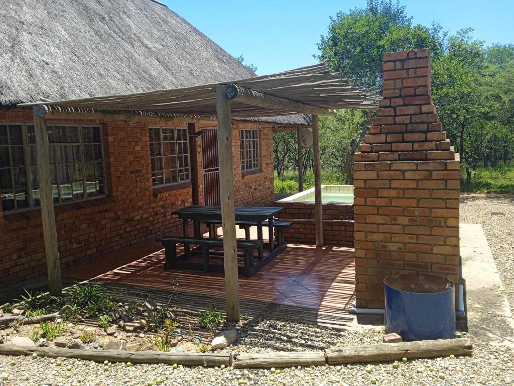 Eagle's Crest room 5