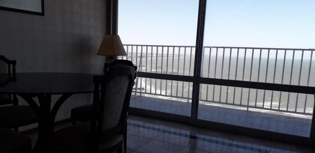 Edificio Demetrio Eliades (Havanna) room 1