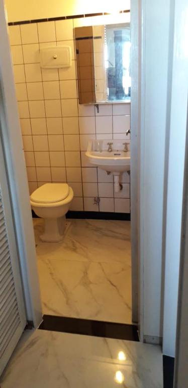 Edificio Demetrio Eliades (Havanna) room 5