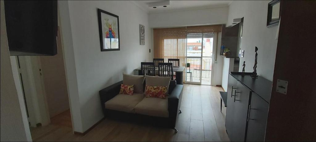 Palacio Avenida room 6