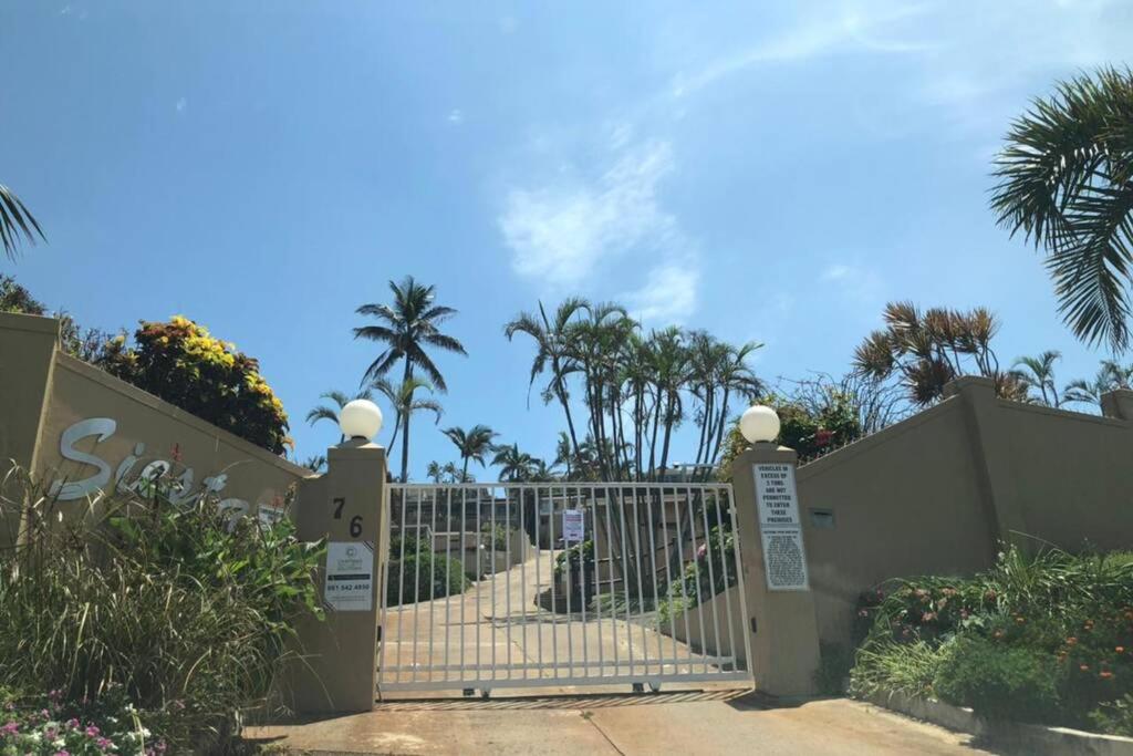 Eighteen Siesta room 5