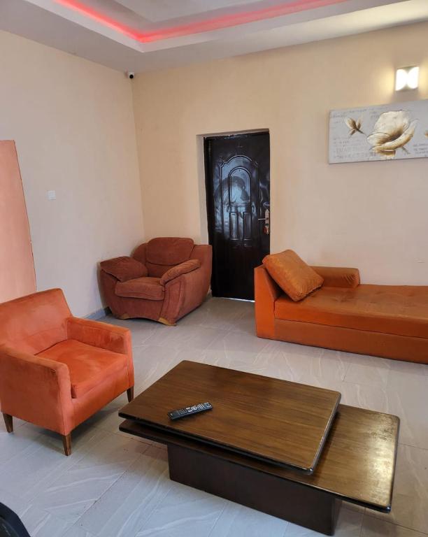 Eko Akete Hotel room 5