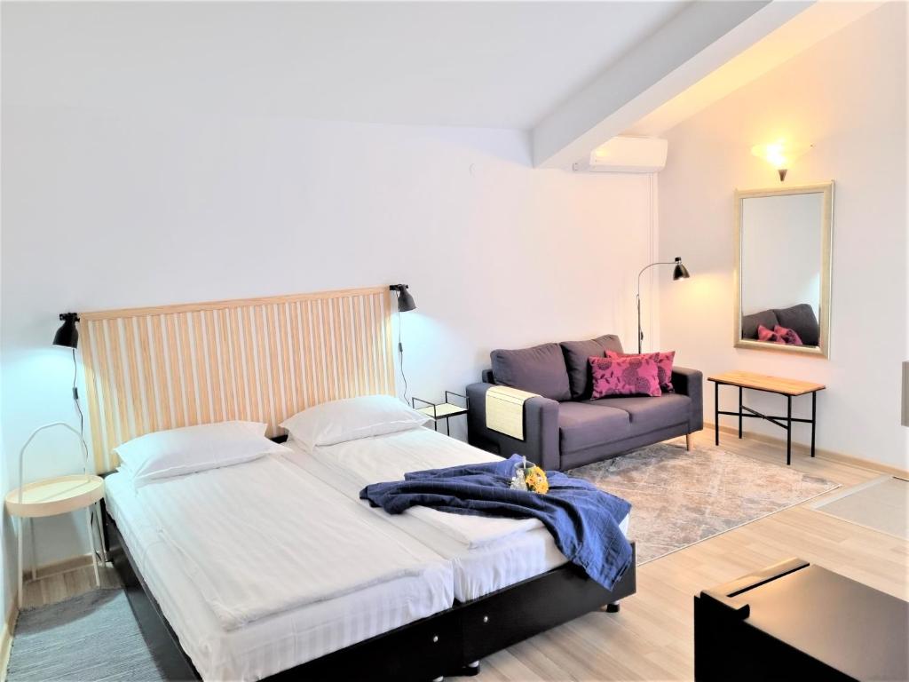 Eladi room 3