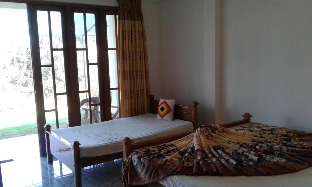 Ella Mountain Palace room 2