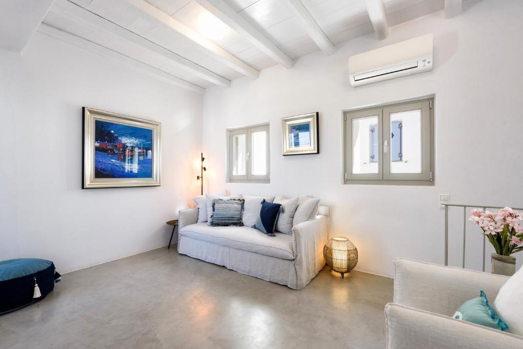 Elysium House room 6