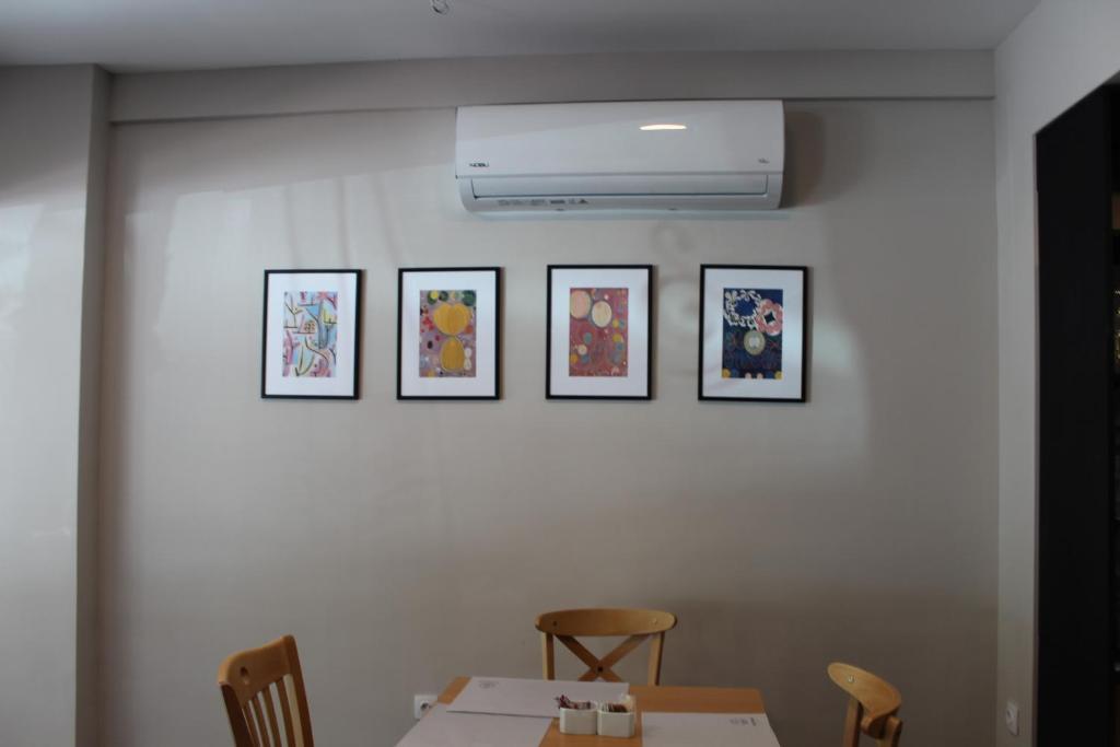 FALIREON HOTEL room 4