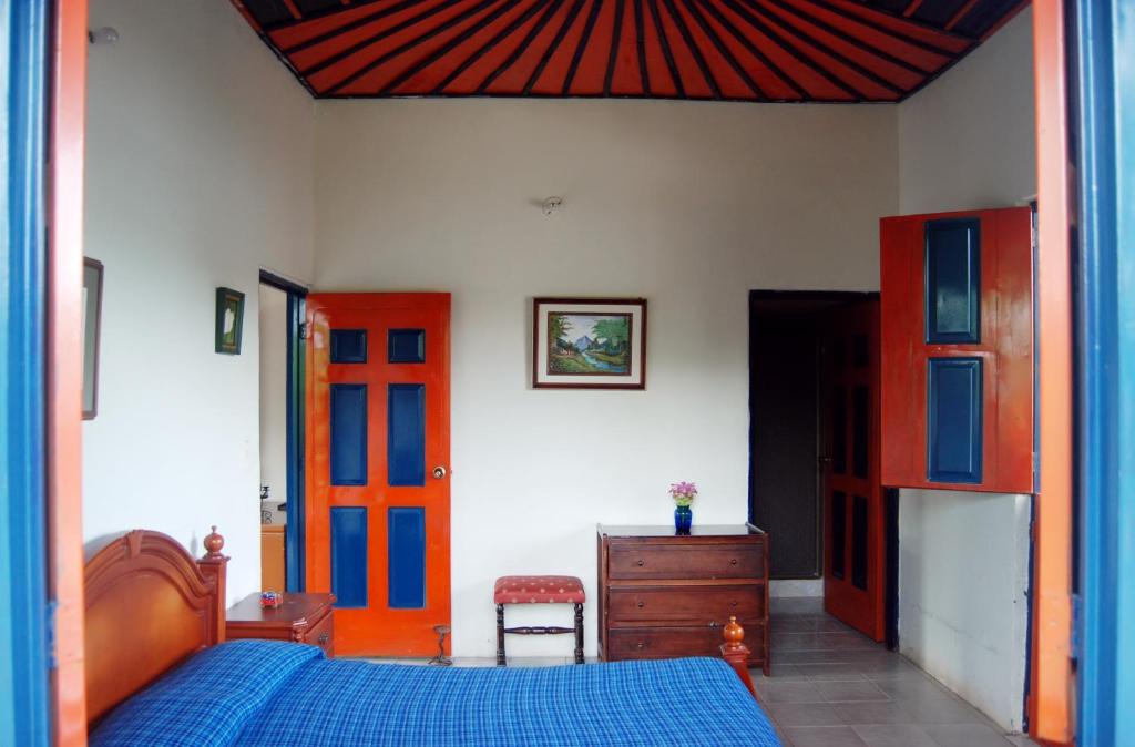 Finca La Camelia room 1