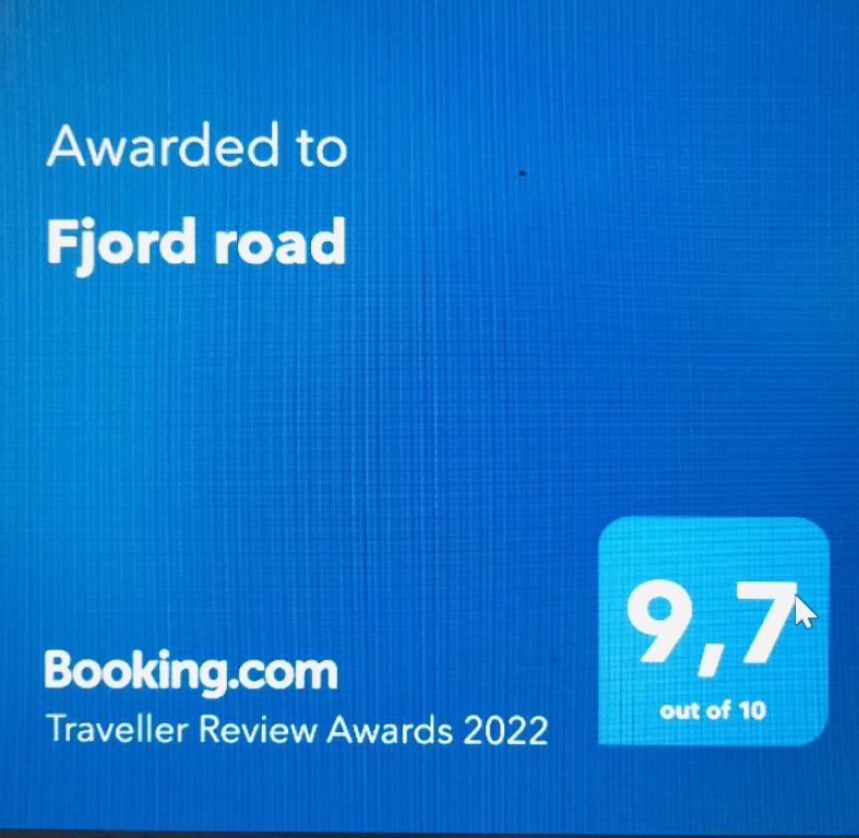 Fjord Road Studio room 4