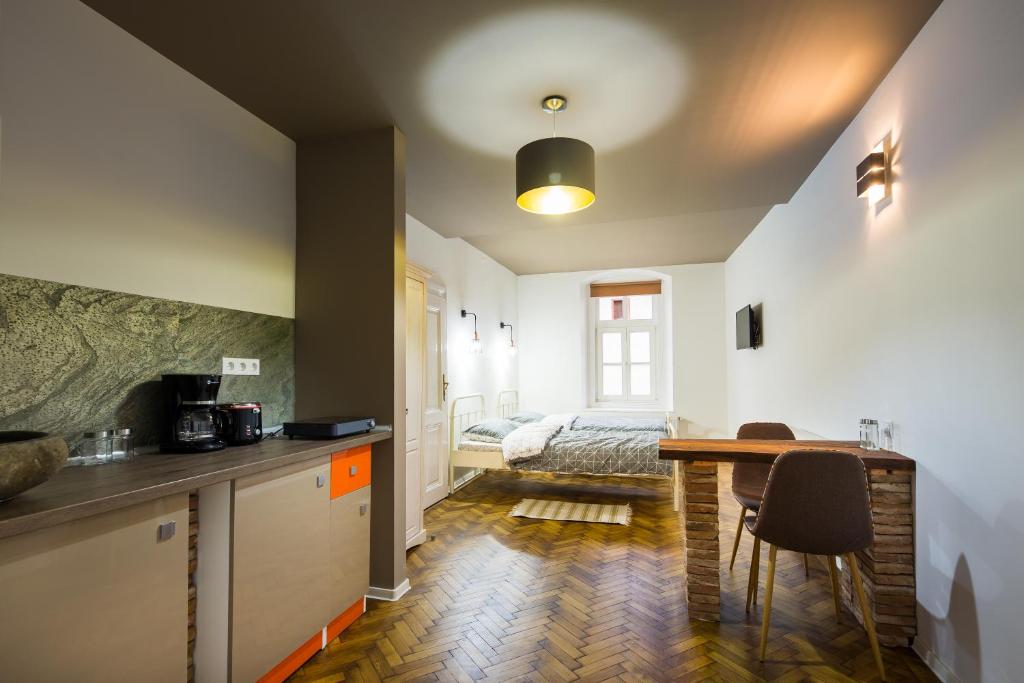 Friedrich Homm room 1
