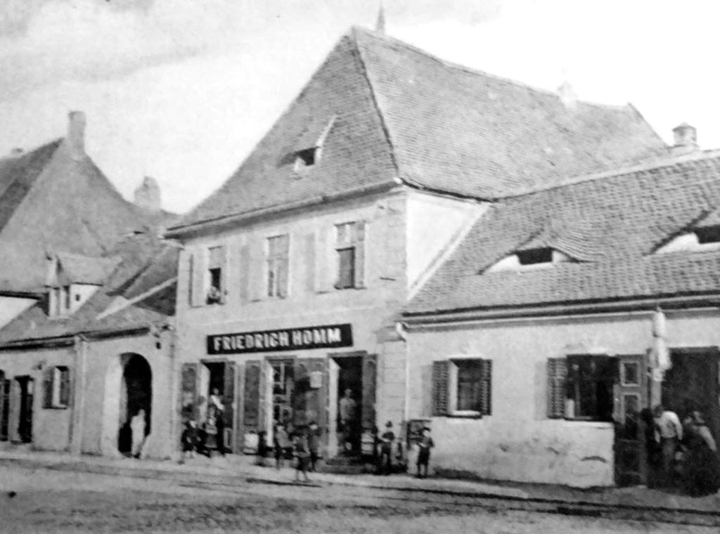 Friedrich Homm room 2