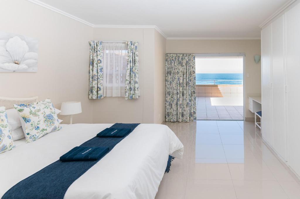 Frinton On Sea 8 room 3