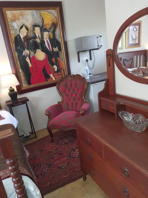 Gemsbok Cottage room 5