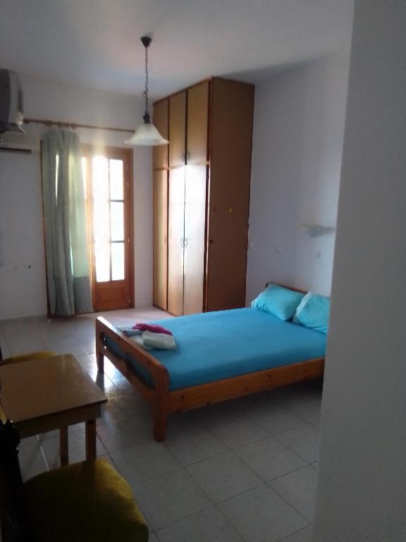 Giannis Studios room 4