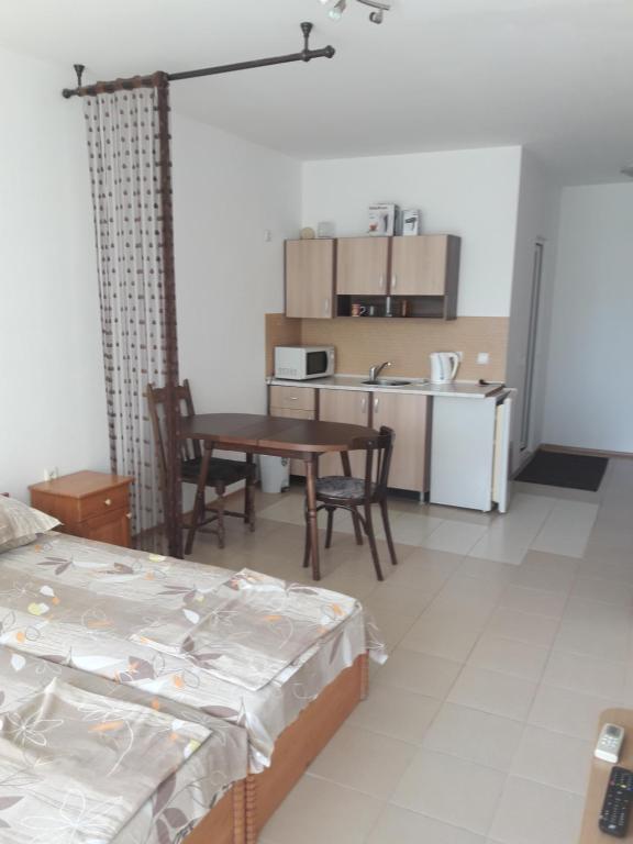 Global Vill Apartment Complex room 3