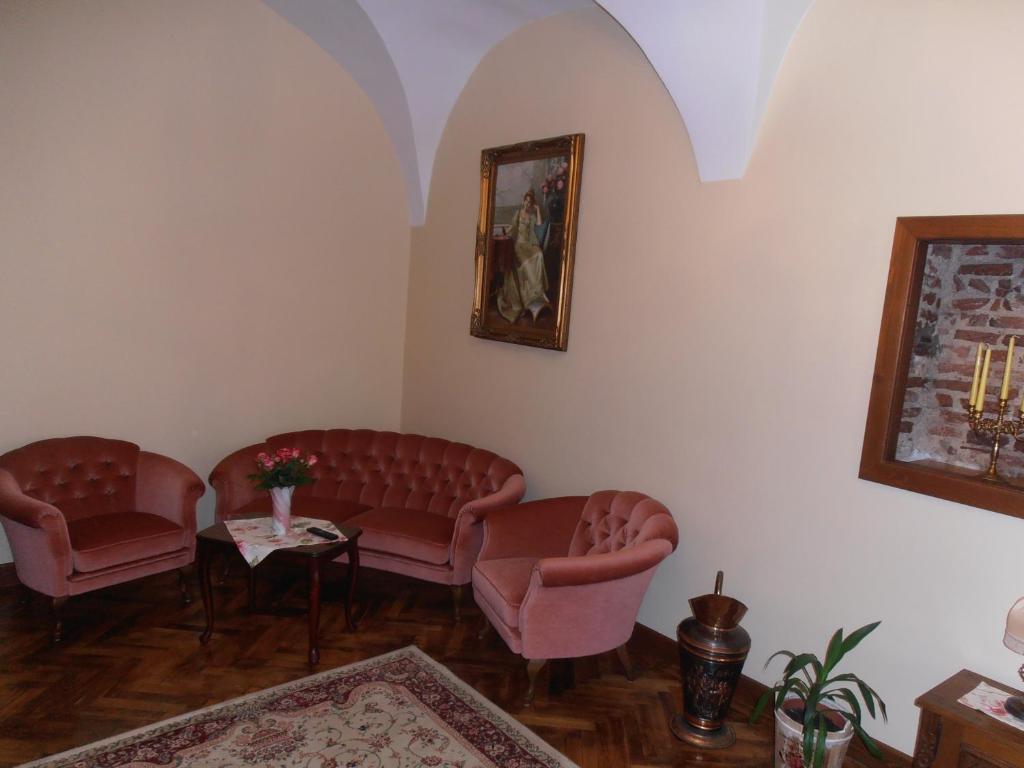 Gothic House Sibiu room 6