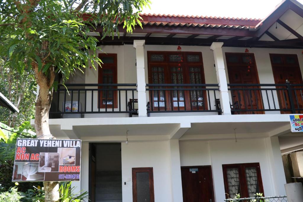 Great Yeheni Villa room 6