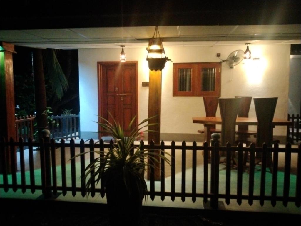 Green Spice Garden room 3