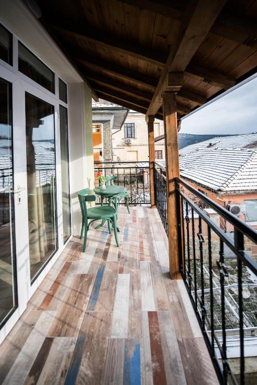 Guest apartment & studio PEYCHIN room 5