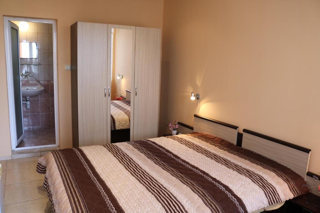 Guest house Liliya room 2