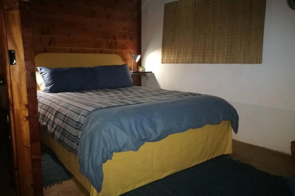 Hamstead Farm Cottage room 6