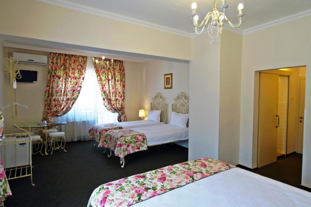 Hanul Poienița room 6