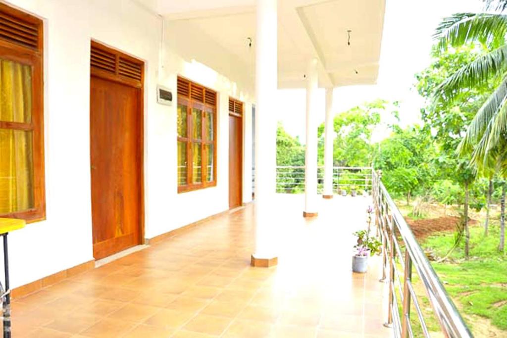 Happy Elephant Resort Udawalawe room 3