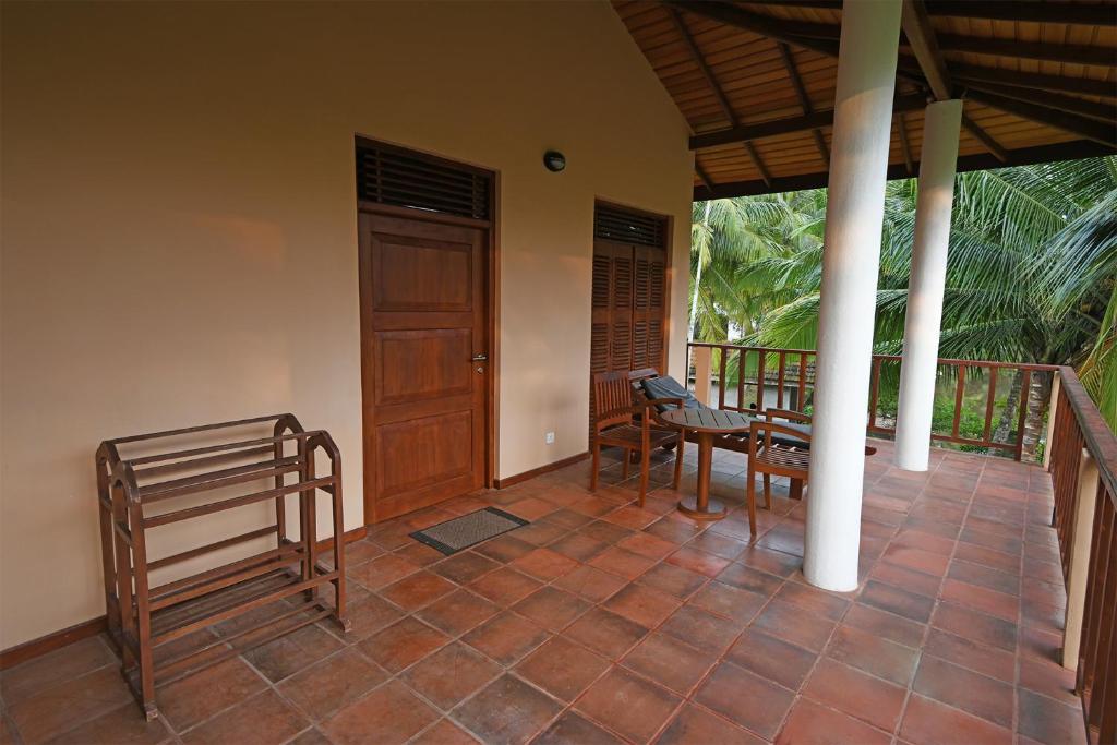 Hettimulla River House room 3