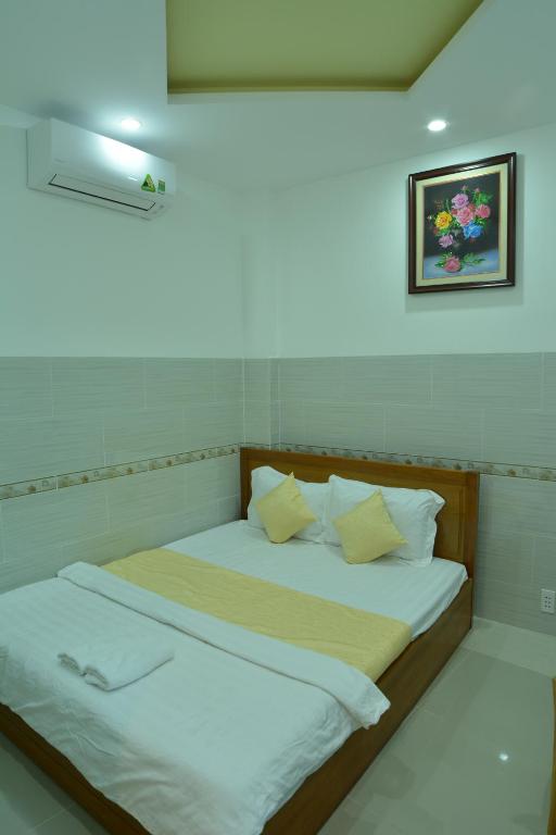 Hoang Chau Motel room 3