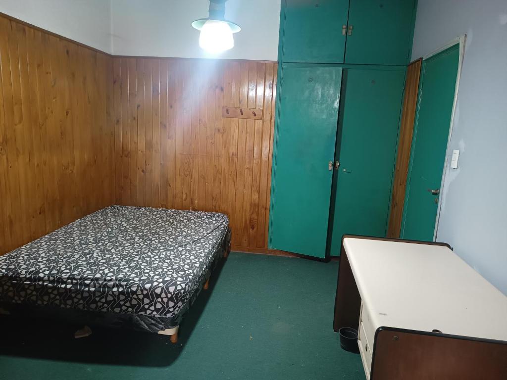 Hostel Olivos Golf room 2