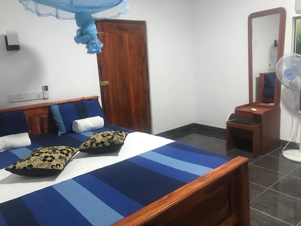 Hotel Camorich room 2