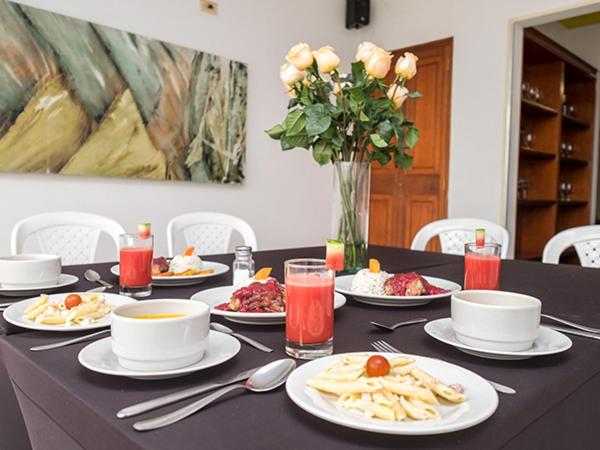 Hotel Castellana Real room 6