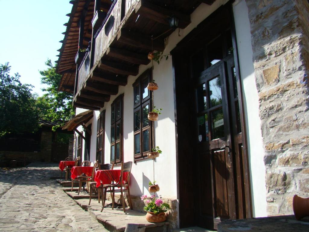 Hotel Dedovite Kashti room 1