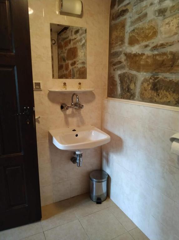 Hotel Dedovite Kashti room 4